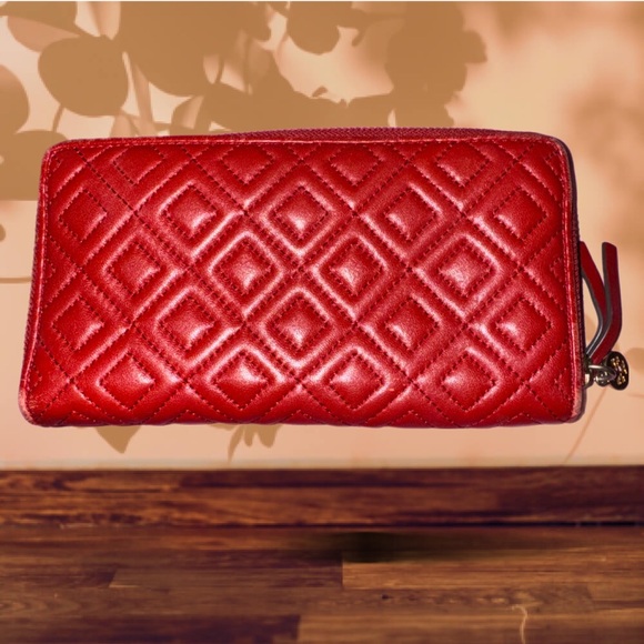 Tory Burch Fleming Soft Zip Continental
Wallet in Red - Picture 2 of 5